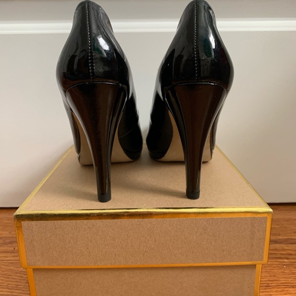 Franco Sarto Stilettos - Picture 4 of 5